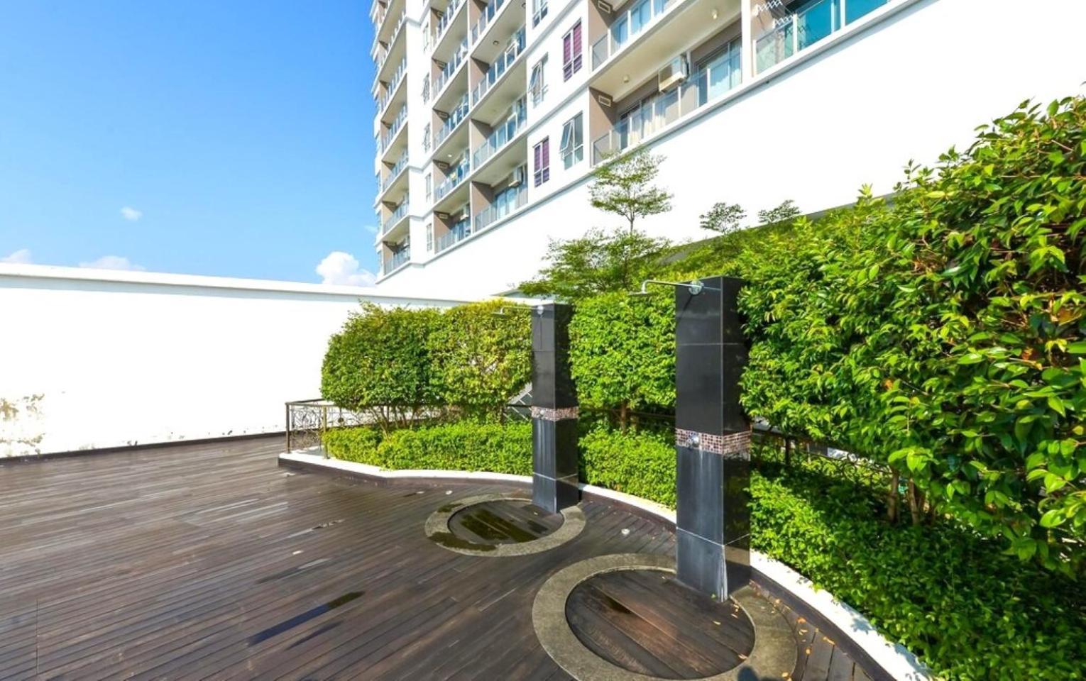 Silverscape Seaview Residence Melaka Exterior foto