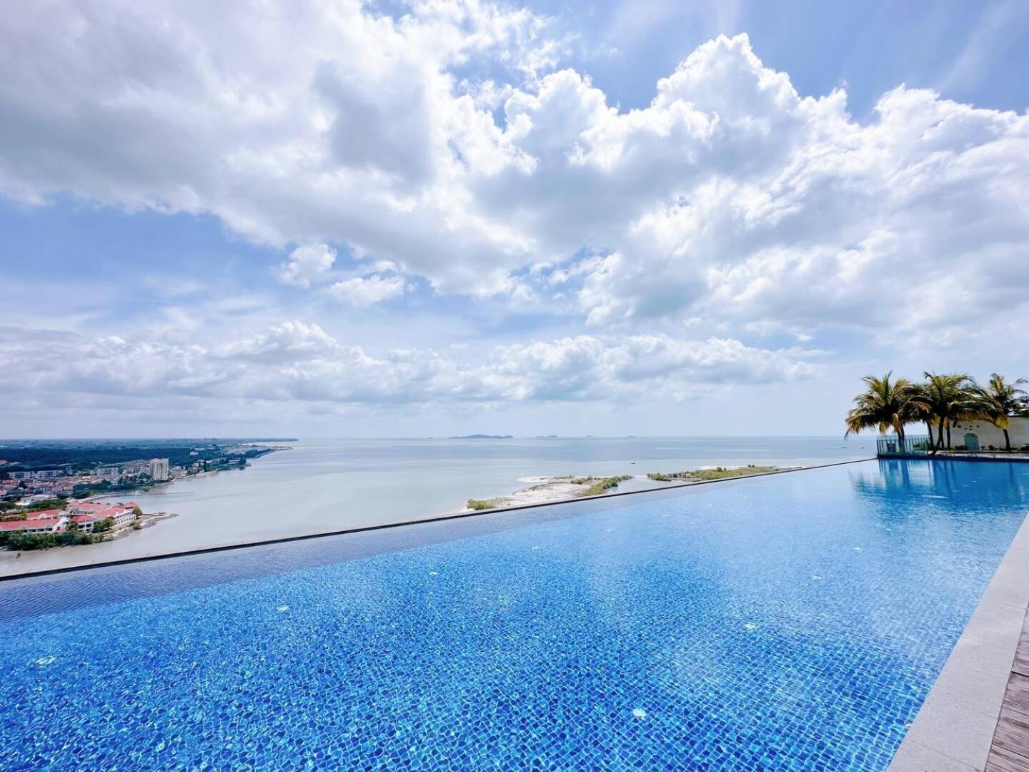 Silverscape Seaview Residence Melaka Exterior foto