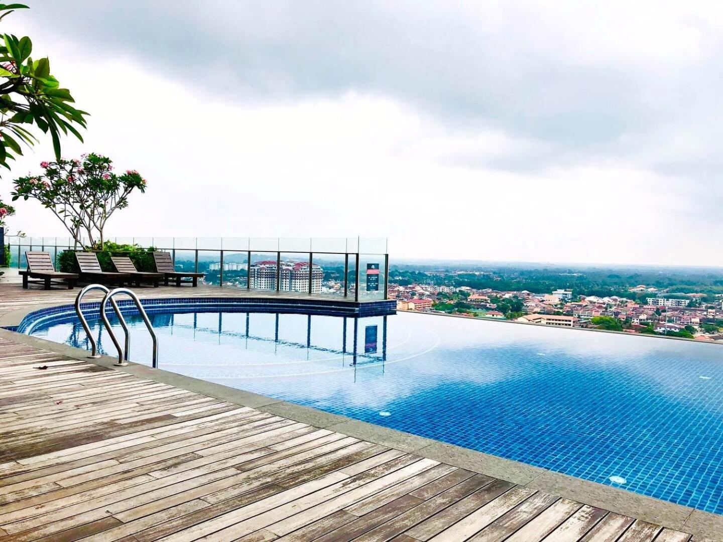 Silverscape Seaview Residence Melaka Exterior foto